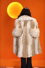 Load image into Gallery viewer, Mid-length women&#39;s natural lynx fur coat with shawl collar
