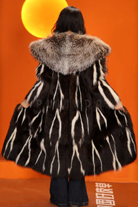 Full length natural skunk fur coat with fox collar