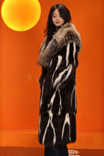 Load image into Gallery viewer, Full length natural skunk fur coat with fox collar
