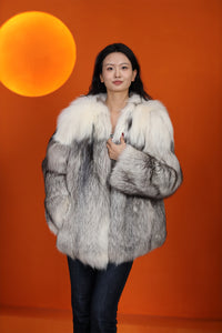 Natural Saga platinum gold fox fur coat & jacket