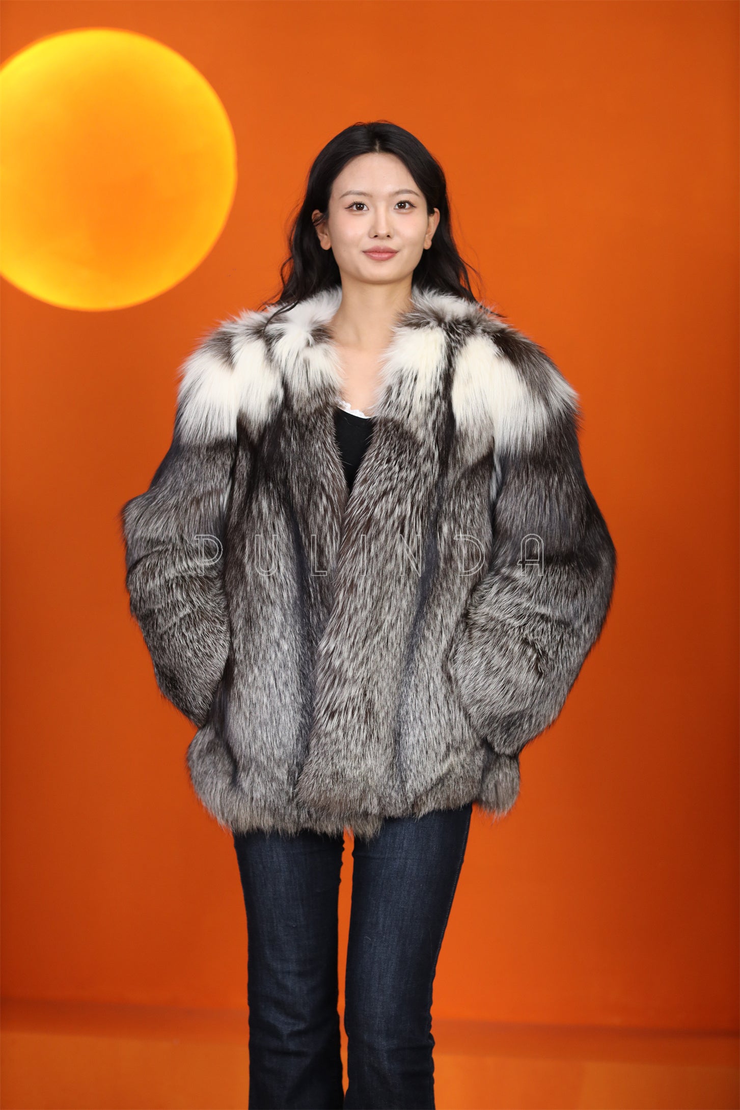 Natrual Saga platinum gold fox fur coat & jacket