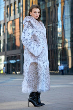 Load image into Gallery viewer, Classic Bobcat Fur Coat (Natural) Collared
