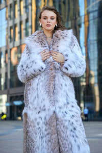 Classic Bobcat Fur Coat (Natural) Collared