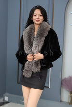 Load image into Gallery viewer, Penny lane in women&#39;s Saga mink fur coats &amp; jackets
