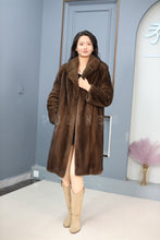 Load image into Gallery viewer, Full length Saga mink fur coat with english collar
