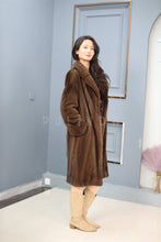 Load image into Gallery viewer, Full length Saga mink fur coat with english collar
