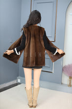 Load image into Gallery viewer, Women Genuine Mink Fur Vest
