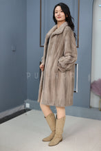 Load image into Gallery viewer, Full length Saga sliverblue mink fur coat
