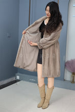 Load image into Gallery viewer, Full length Saga sliverblue mink fur coat
