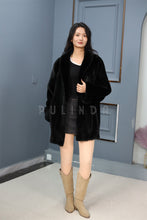 Load image into Gallery viewer, Natrual Saga mink fur coat &amp; jacket
