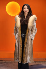 Load image into Gallery viewer, Full length women&#39;s natural lynx fur hooded coat
