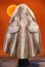 Load image into Gallery viewer, Full length women&#39;s natural lynx fur hooded coat
