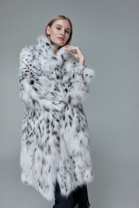 Saga fox fur coat  in imitation of lynx fur